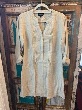 French Curve Linen dress